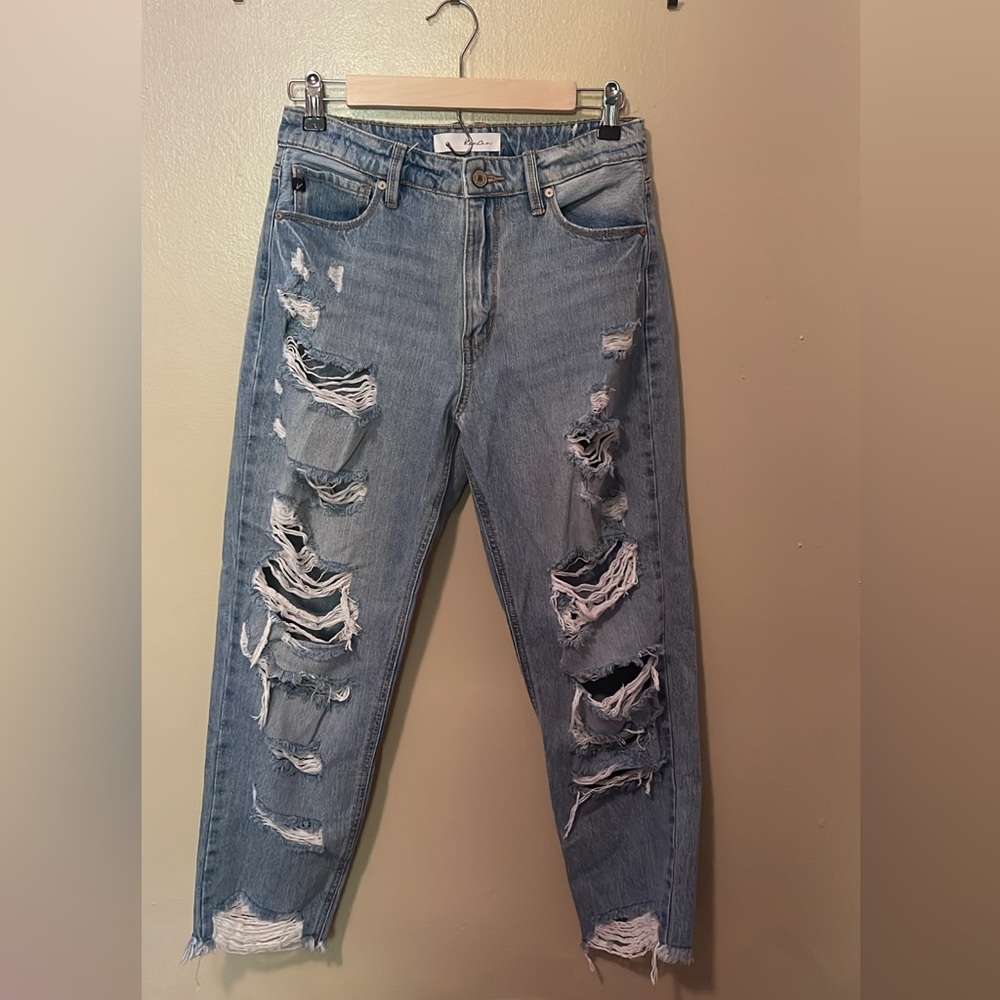 KanCan destroyed 90’s mom jean